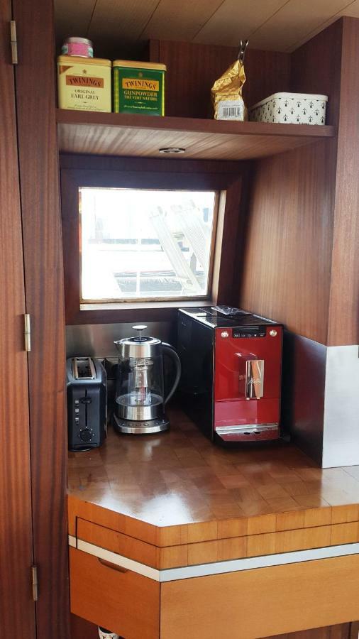 ホテル Le Bateau Ivre ボルドー エクステリア 写真